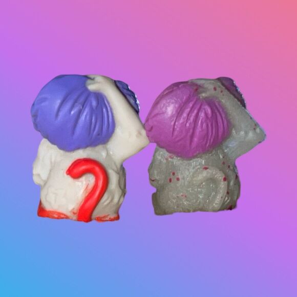 The Trash Pack Trashies Gross Zombies-Scaboon SPECIAL ED-GLOWS & Common B14 - Picture 3 of 4